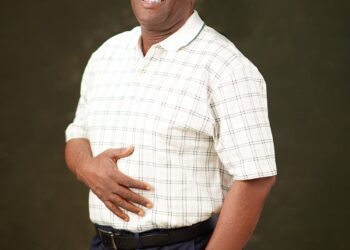 Okanlawon Celebrates Oyo Central Senator Yunus Akintunde On His Birthday